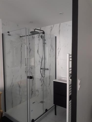Kúpeľňa v ubytovaní Appartement OH! Duc de Sully