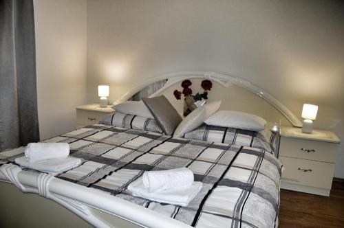 Posteľ alebo postele v izbe v ubytovaní Apartment Nikolic