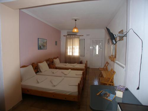 Gallery image of Efi Apartments (ΕΦΗ) in Myrina