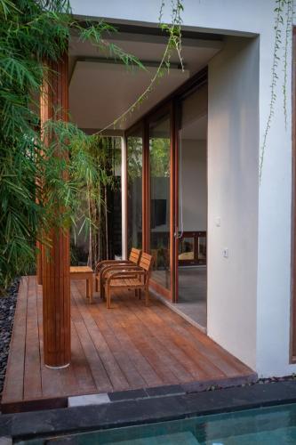 Tegal Sari Accommodation Ubudの敷地内または近くにあるプール
