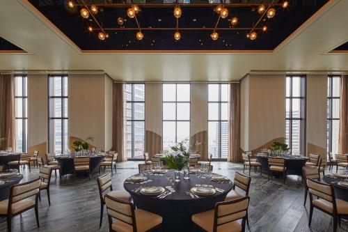 Χώρος καθιστικού στο Kimpton Shinjuku Tokyo by IHG