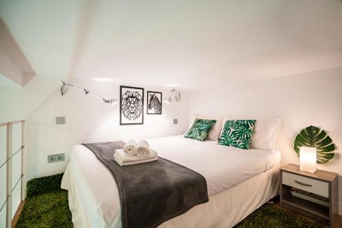 For You Rentals Apartment TEMPORAL in the Center of Madrid ESP50