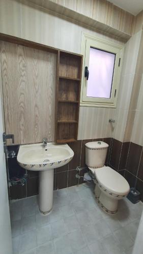 Et badeværelse på Rihana Studio & pool