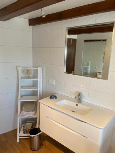 Ένα μπάνιο στο Gîte Le Hissala