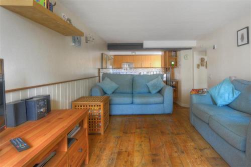 1 New Inn Corner – Photos 3