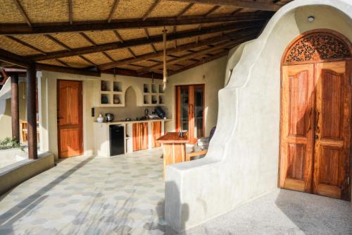Kuchyň nebo kuchyňský kout v ubytování Dome Lombok