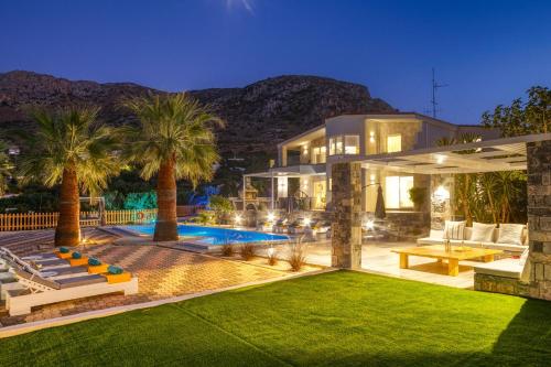 Villa Monroe by Villa Plus