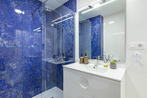 Vonios kambarys apgyvendinimo įstaigoje CANARIAN HOLIDAY HOME - Luxury Condo near Yumbo