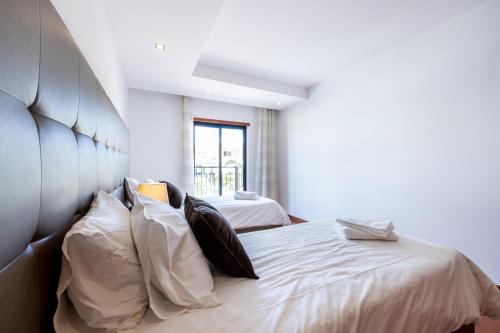 Baía da Luz - Sea View Luxury Apartment