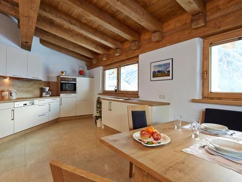 Η κουζίνα ή μικρή κουζίνα στο Appartement Alpenzauber
