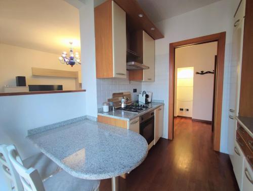 Fido Home with Lagoon View – Photos 4