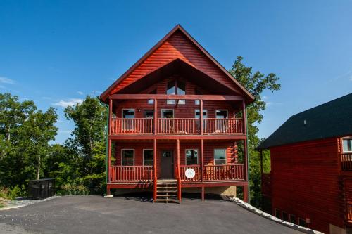Imagen de la galería de Bandit Lodge BRAND NEW CABIN w Pool, en Sevierville