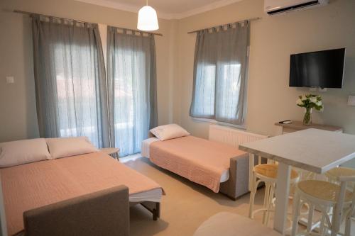 Imagine din galeria proprietății Zoe Seaview Apartment by RentalsPro - Nea Moudania Halkidiki în Nea Moudania