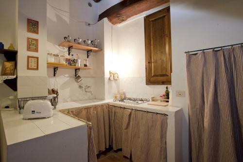 Köök või kööginurk majutusasutuses Gli Angeli