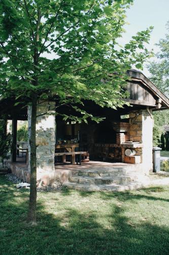 Fotografie z fotogalerie ubytování Una Guest House v destinaci Bosanski Novi