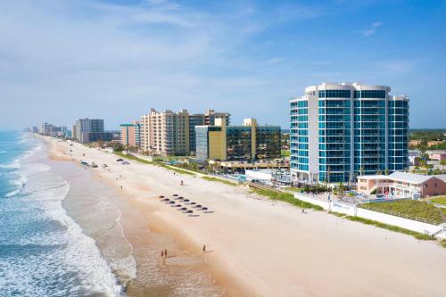 Max Beach Resort — Beach