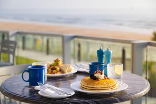 Еда / где поесть недалеко от курортного отеля