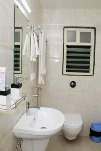 Bilik mandi di HOTEL NEW BHARTI