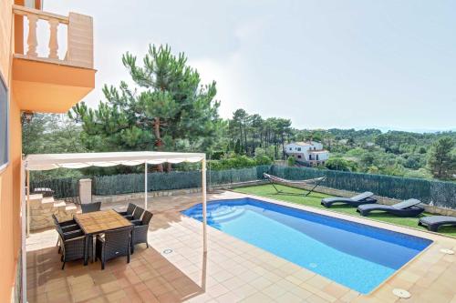 VILLA ROSES with swimming pool & mountain view ONLY FAMILYS