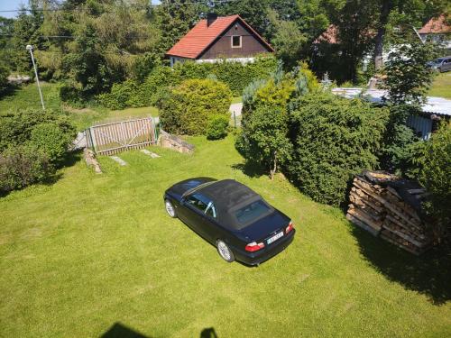 Ein Garten an der Unterkunft Chalupa Pasečná
