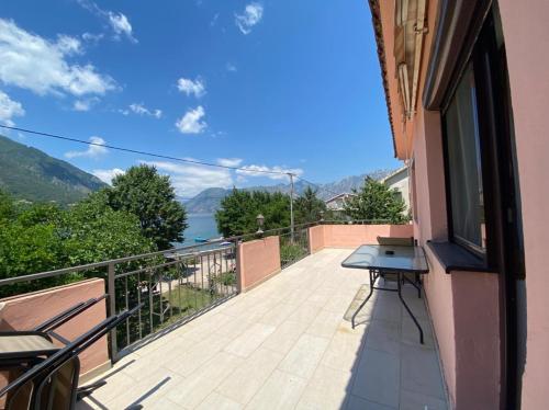 Photo de la galerie de l'établissement Apartments Vido, à Kotor