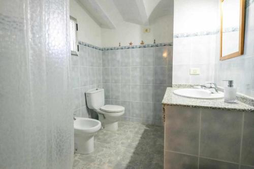 Casa Rural Mas Halcón tesisinde bir banyo