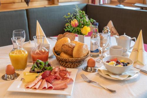 Mad på hotellet eller i nærheden