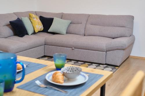 Bacci Central 2-Bedroom Apartment by Litto