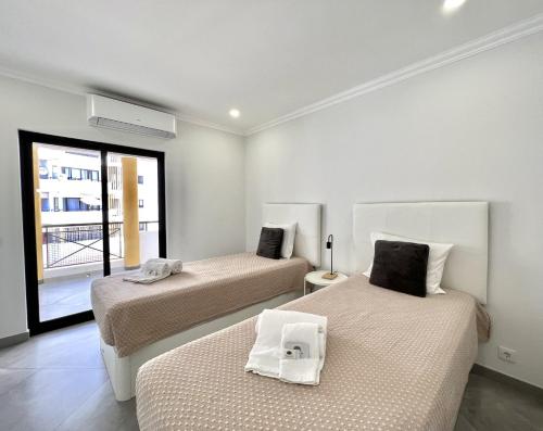 Topazio - Pool & near the center by HD PROPERTIES