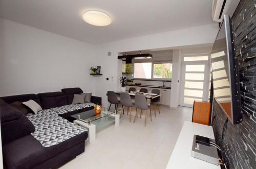 Apartment Dante – Photos 3