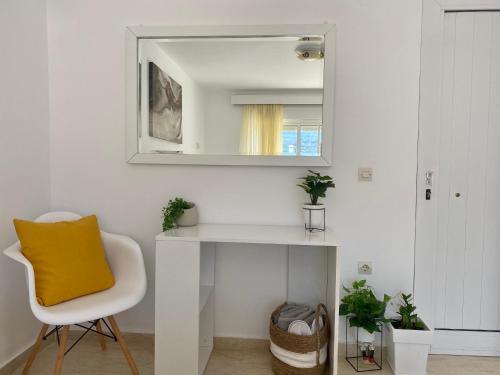 Gallery image of Noufaro rooftop-sea view apartment in Zipárion