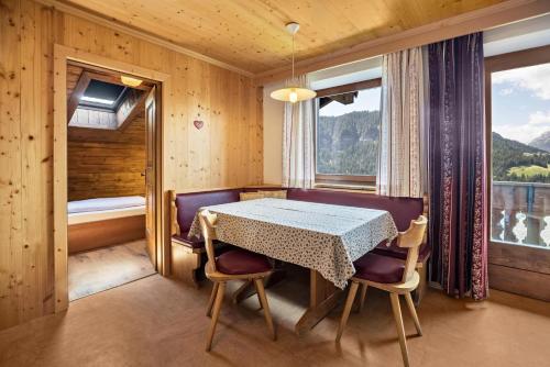 Foto dalla galleria di Appartamento Confolia 2 a La Valle