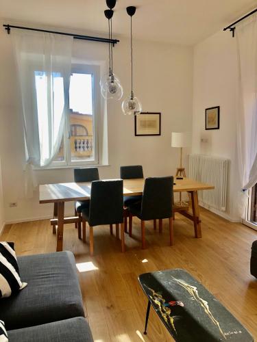 DIECI at Spanish Step - Belsiana Luxury Apartment