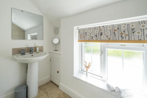 Ванна кімната в Laurel Cottage - Aldeburgh Coastal Cottages