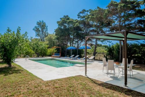 Πισίνα στο ή κοντά στο Lenna's Villas Zante