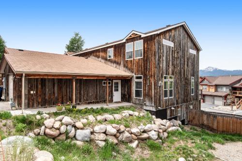 Wapiti Lane Alpine Escape – Photos 2