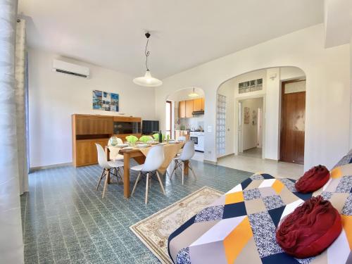 Galería fotográfica de holidaycasa Chris - Fronte mare Vista mare en Sperlonga