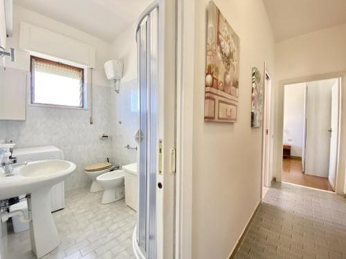 Ένα μπάνιο στο holidaycasa Chris - Fronte mare Vista mare