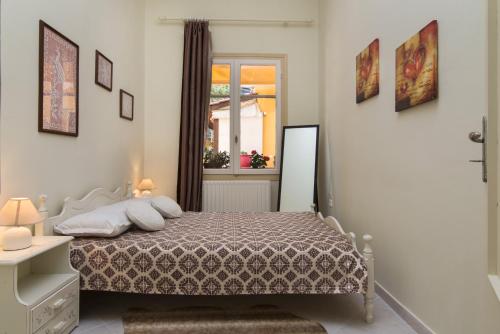 Postel nebo postele na pokoji v ubytování Dominic Chania 3 Room Apartment