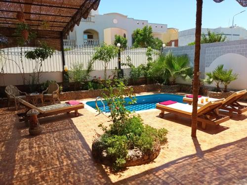 Rum i villa med pool