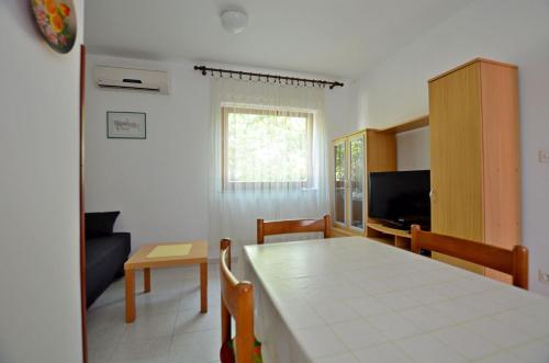 Apartment Ljiljana