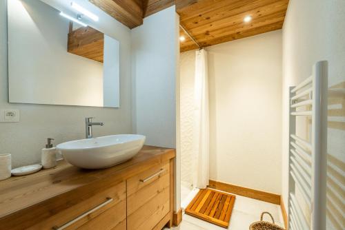 Apartment Celosia Chamonix - by EMERALD STAY photo 7