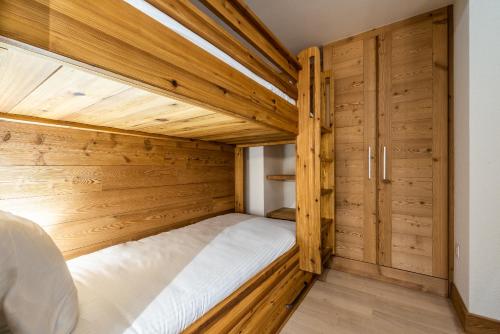 Apartment Celosia Chamonix - by EMERALD STAY photo 26
