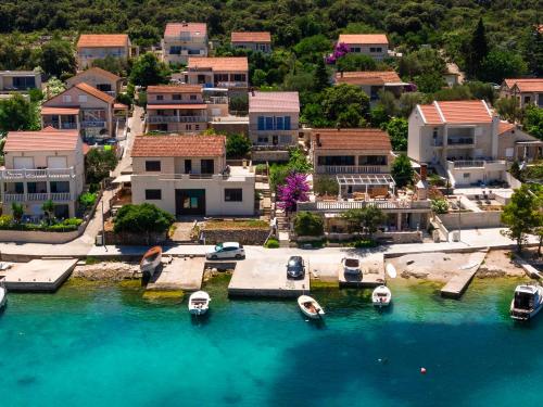Blue sea apartment