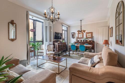 Bilbao Arte III by Aston Rentals