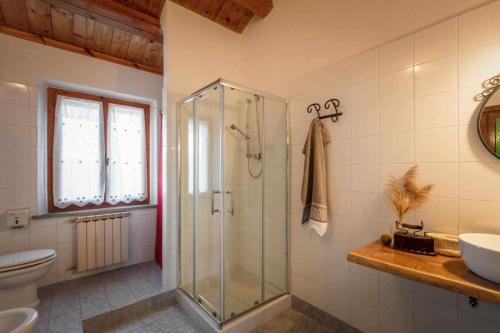 Phòng tắm tại La meriggia ampio appartamento con terrazza esclusiva