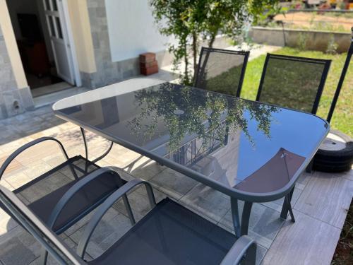 Balkoni atau teres di Verano house