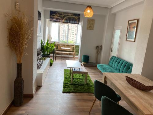 Cosmopolita Madrid zona Céntrica