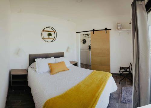 מיטה או מיטות בחדר ב-Villas La Morita Valle de Guadalupe