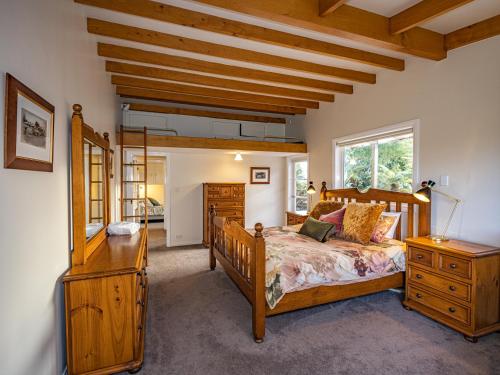Posezení v ubytování Rivendell - Horopito Holiday Home